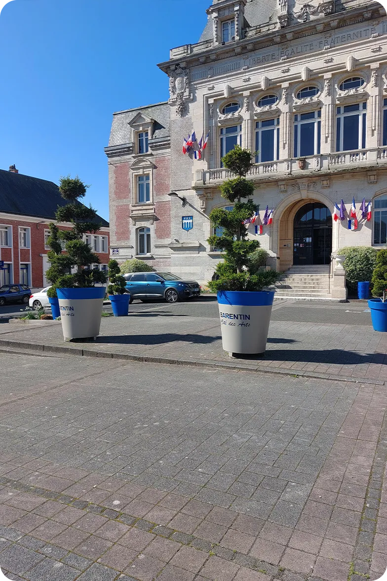 Photo vertical mairie Barentin équipée de camera comelit